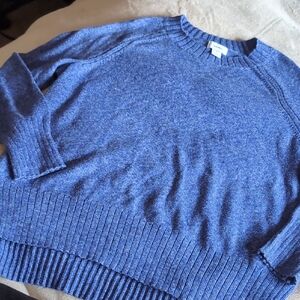 Old Navy womans Heather Blue Crewneck Sweater